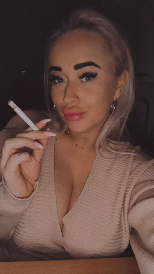 Would you join me? 💛✨