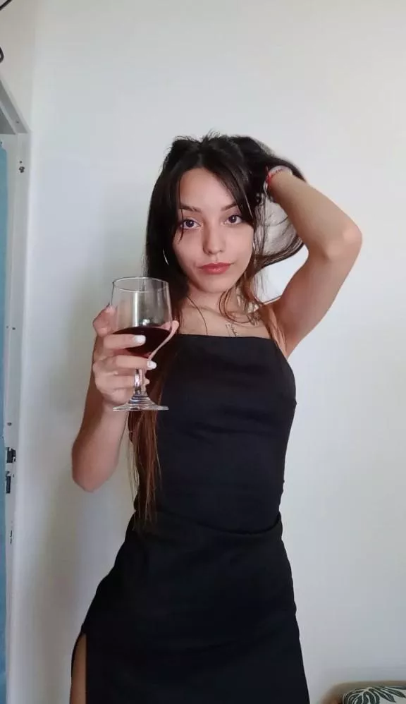 Could I wear this to our first date?