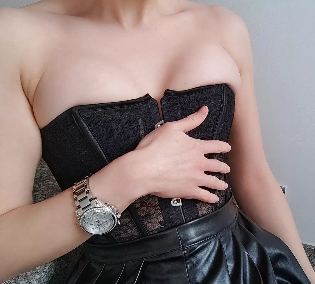 Hey mister, I couldn’t help but notice you looking me up and down, like you’re…undressing me with your eyes.