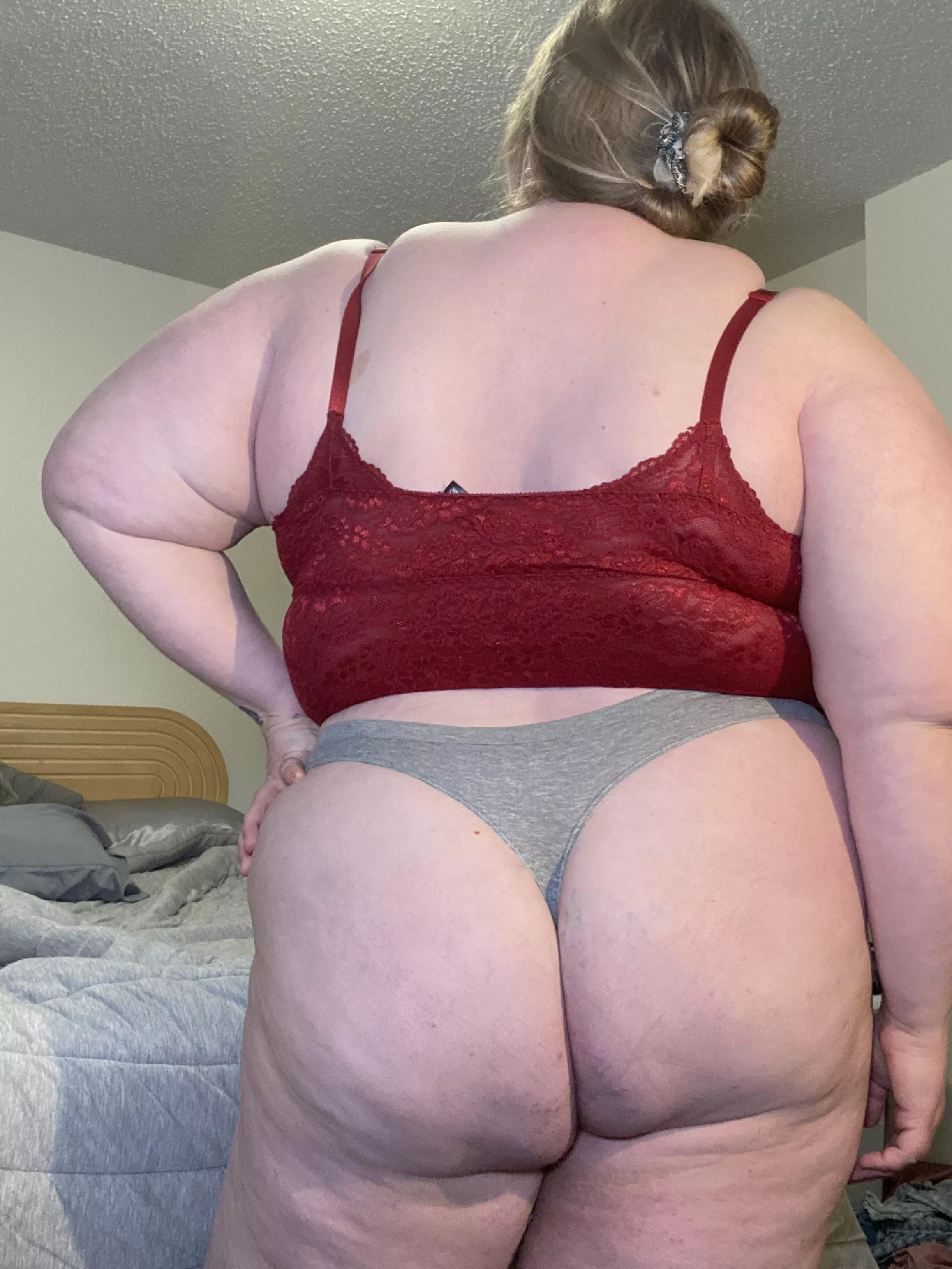 I figured we could all use a pick-me-up this Monday 