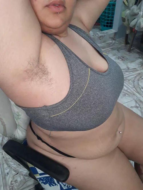 It's okay to want to smell my armpits