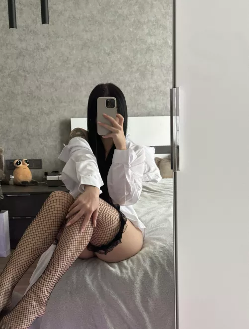 My body needs to be covered in oil and also your semen