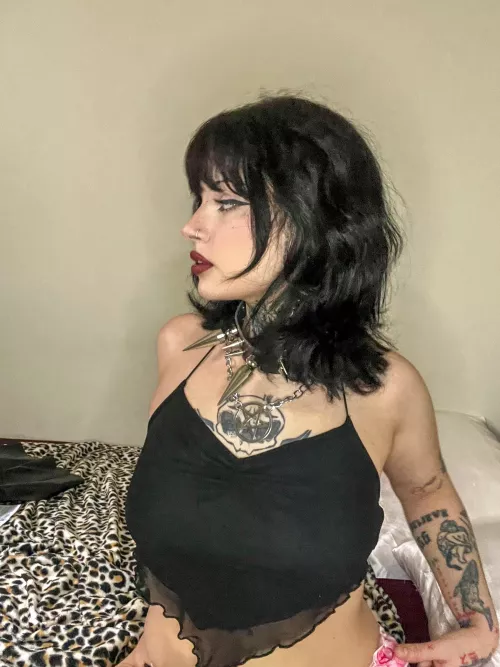 The perfect little goth slut