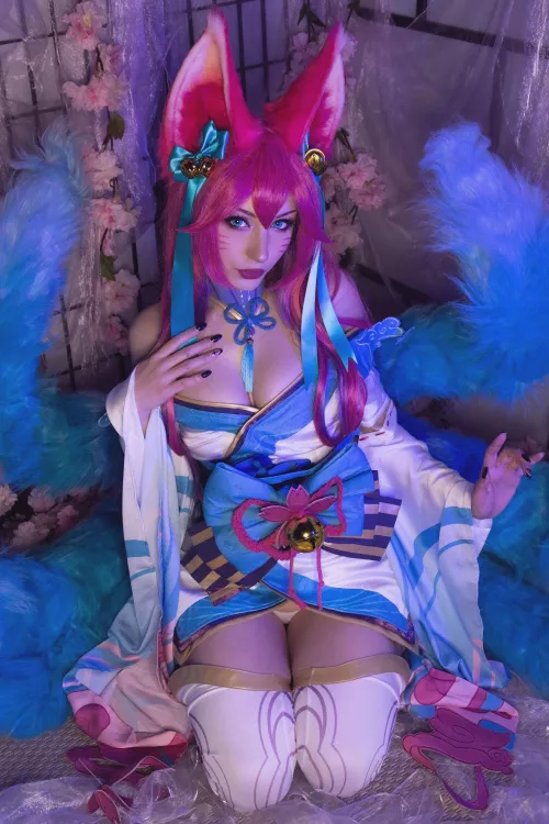 Always time for an Ahri cosplay
