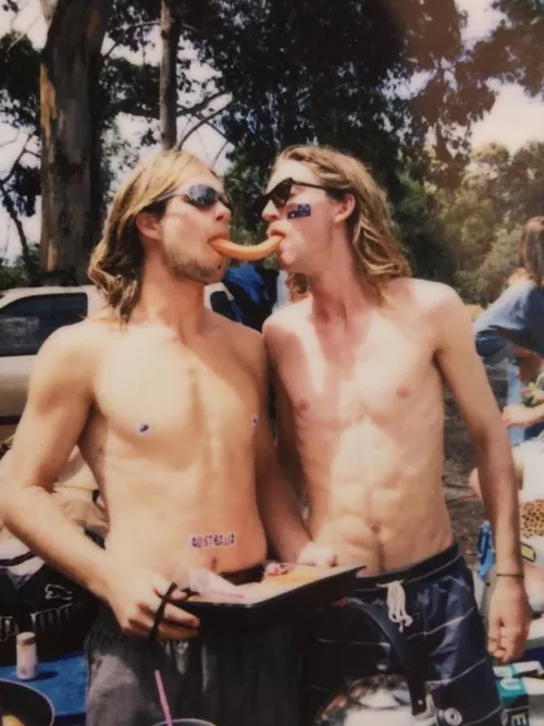 Aussie Day sausage between mates