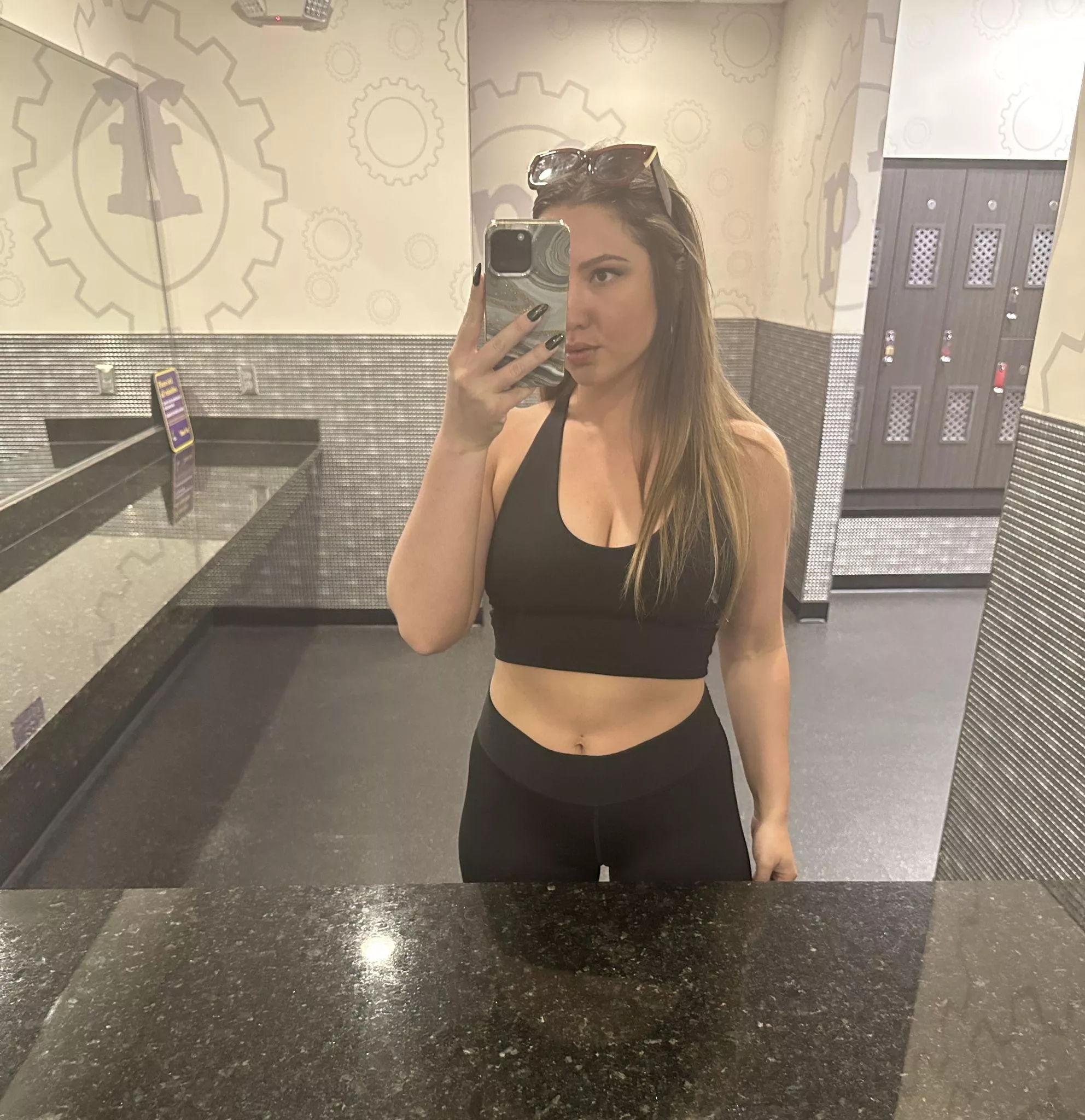 Just a gym girl in croptop:)