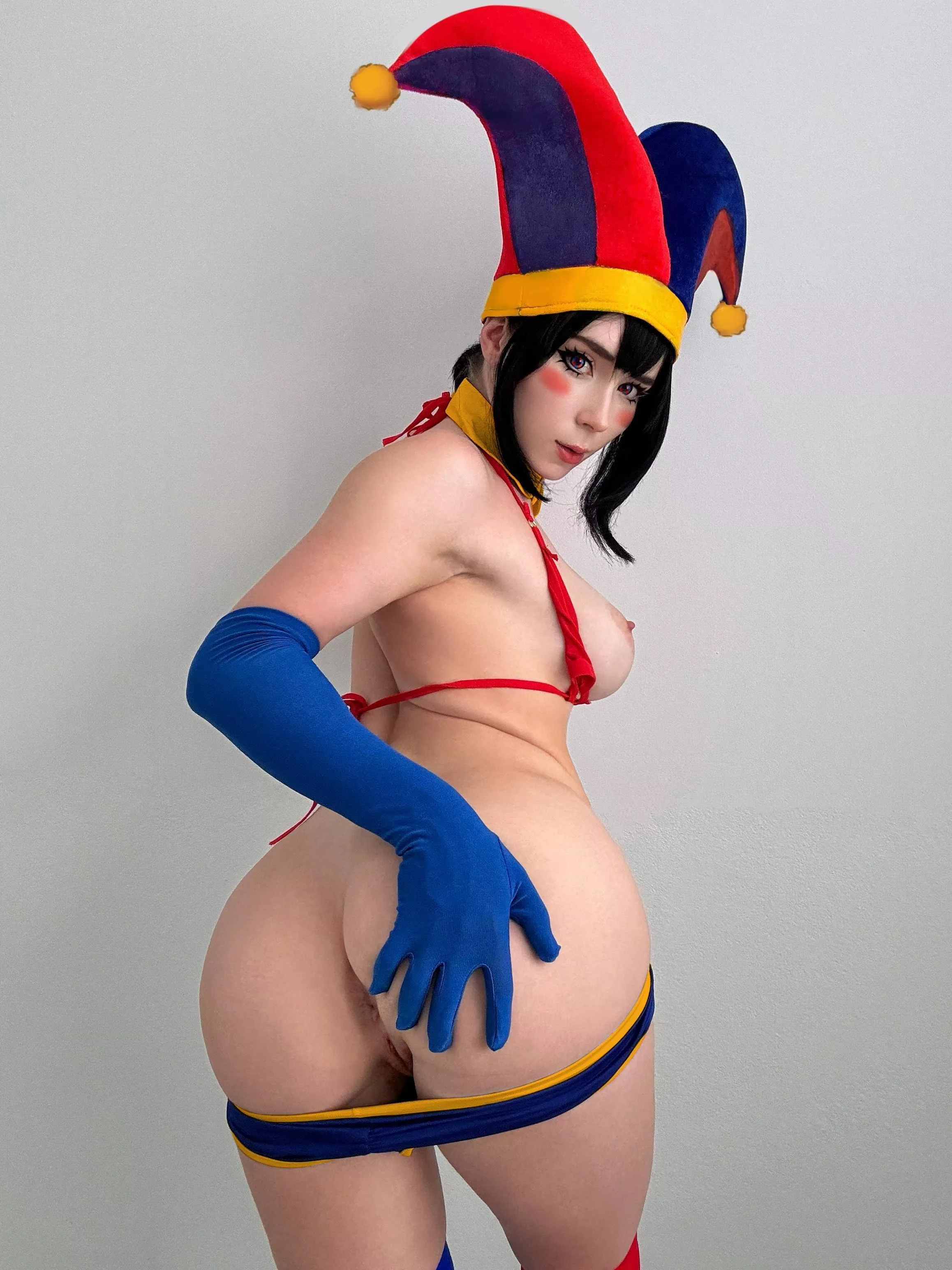 Pomni from The Amazing Digital Circus cosplay by SweetieFox