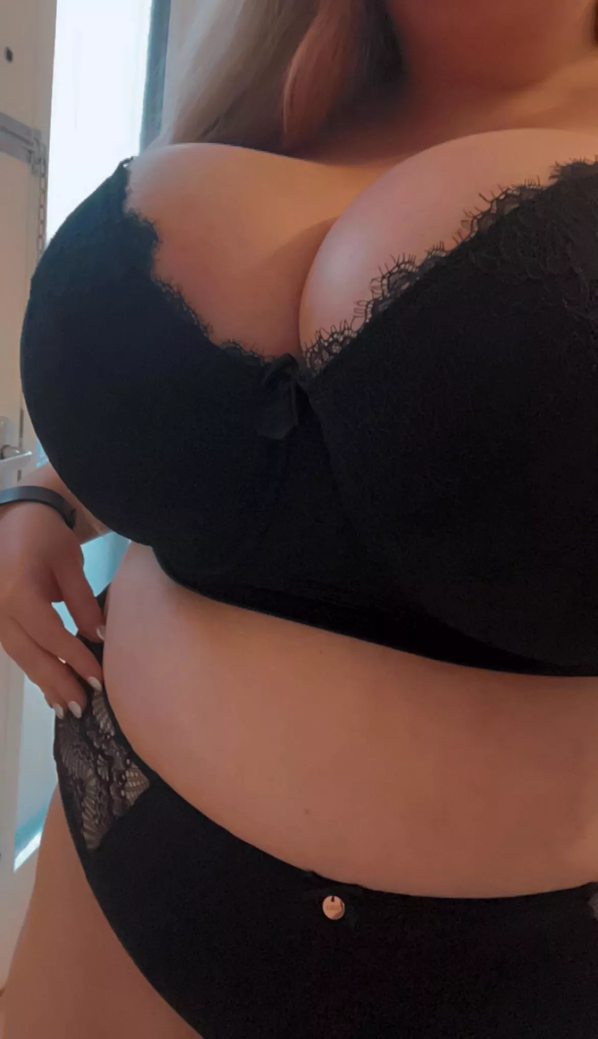 The lace detail 😮‍💨😍