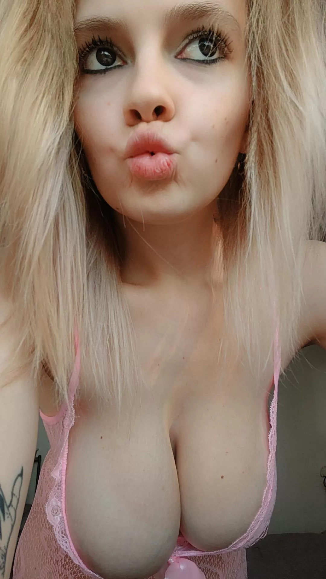 Their hanging perfetfy 