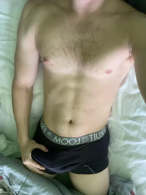 23 straight dude for older dl dads dm me