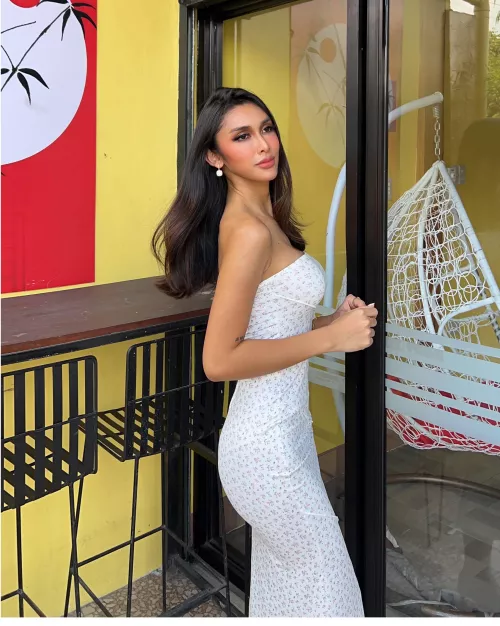 Am I feminine enough? 💗