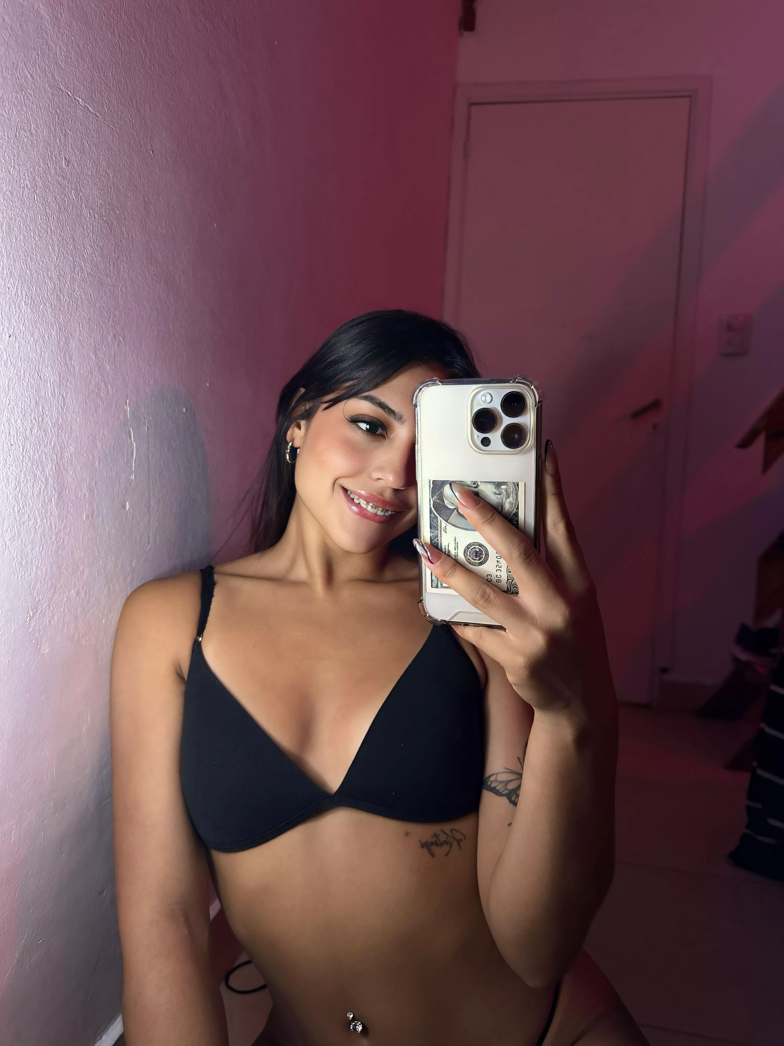 Are Argentine girls your type?