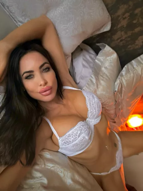 Based on how my armpit looks. Lick or smell?