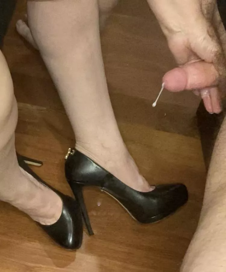 I love the feel of a cock shooting a load on my shoes .
