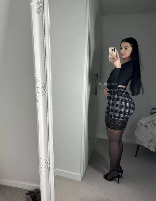 Is this skirt tight enough?