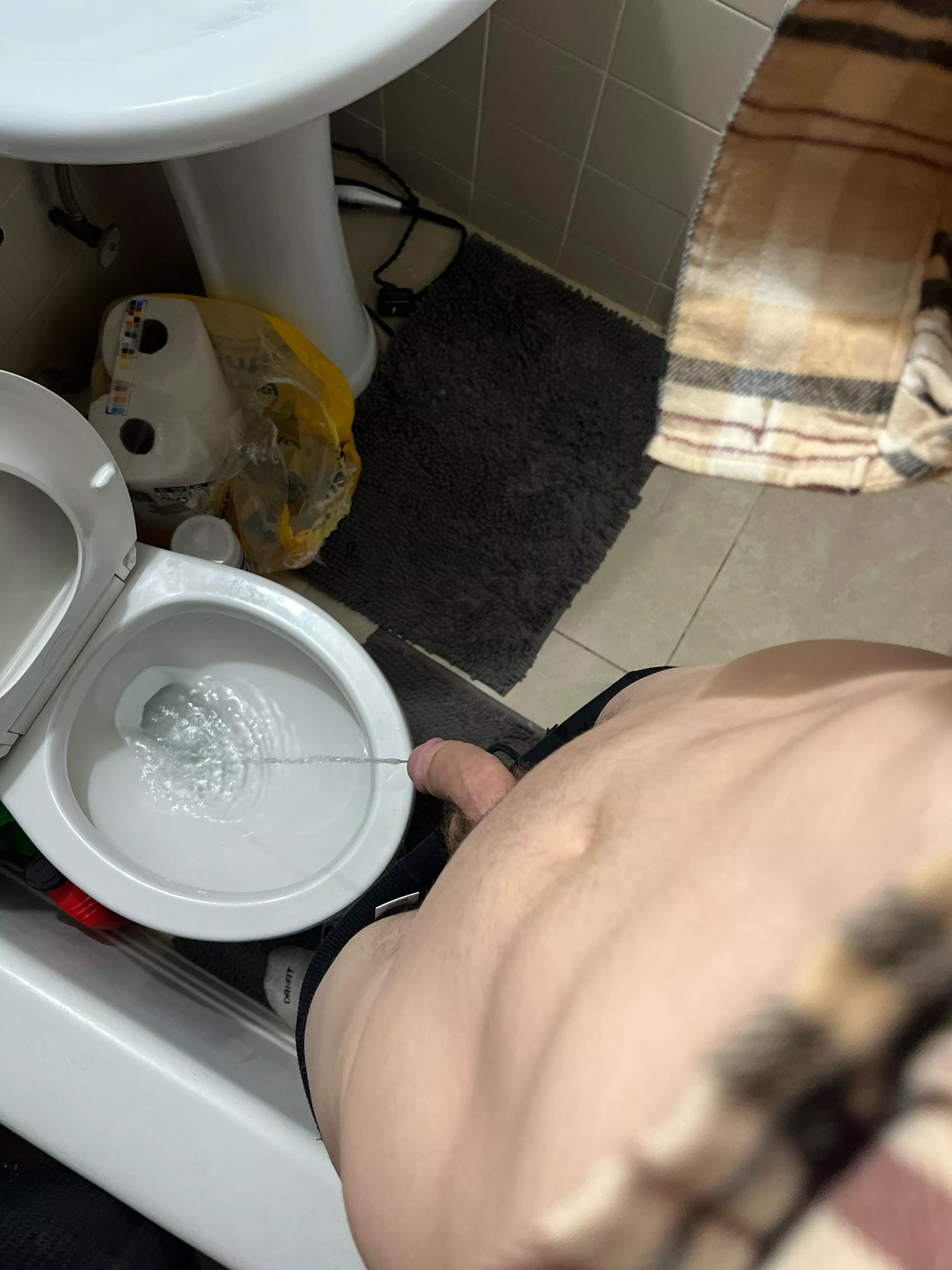 jock piss , hmu for piss vids 📸👀