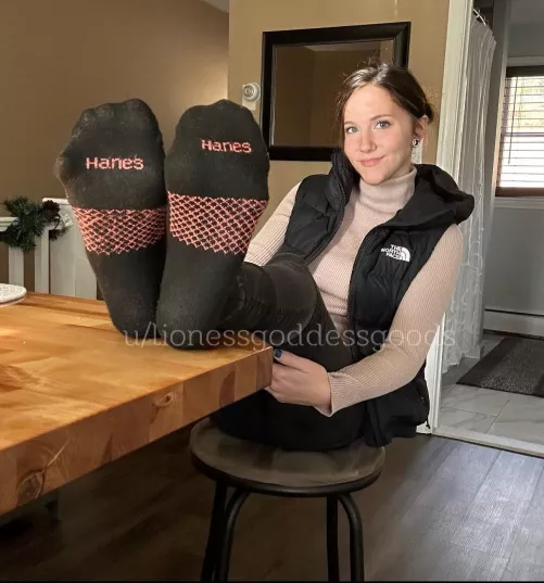 [Selling] Something tells me you want my socks pressed up against your face. Menu & drawer pinned. Free shipping, tracking #, pow photo included