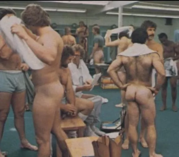 I can almost smell this room