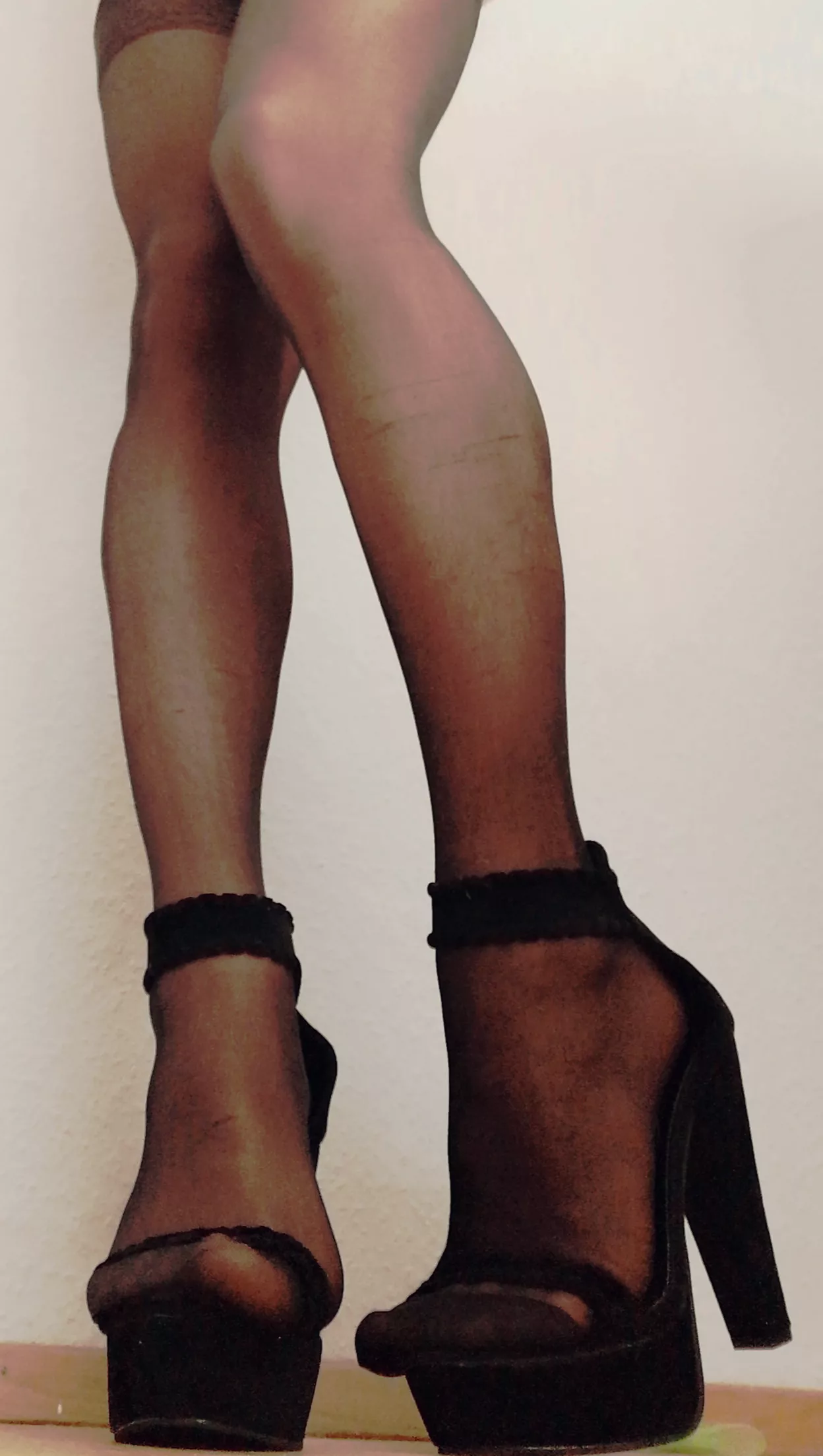 My friend let me try these one and I feel so hot :)