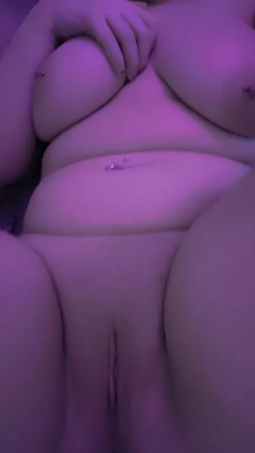 My little pussy loves to be fucked by older men