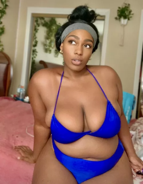 whatchya thinkin about babe?