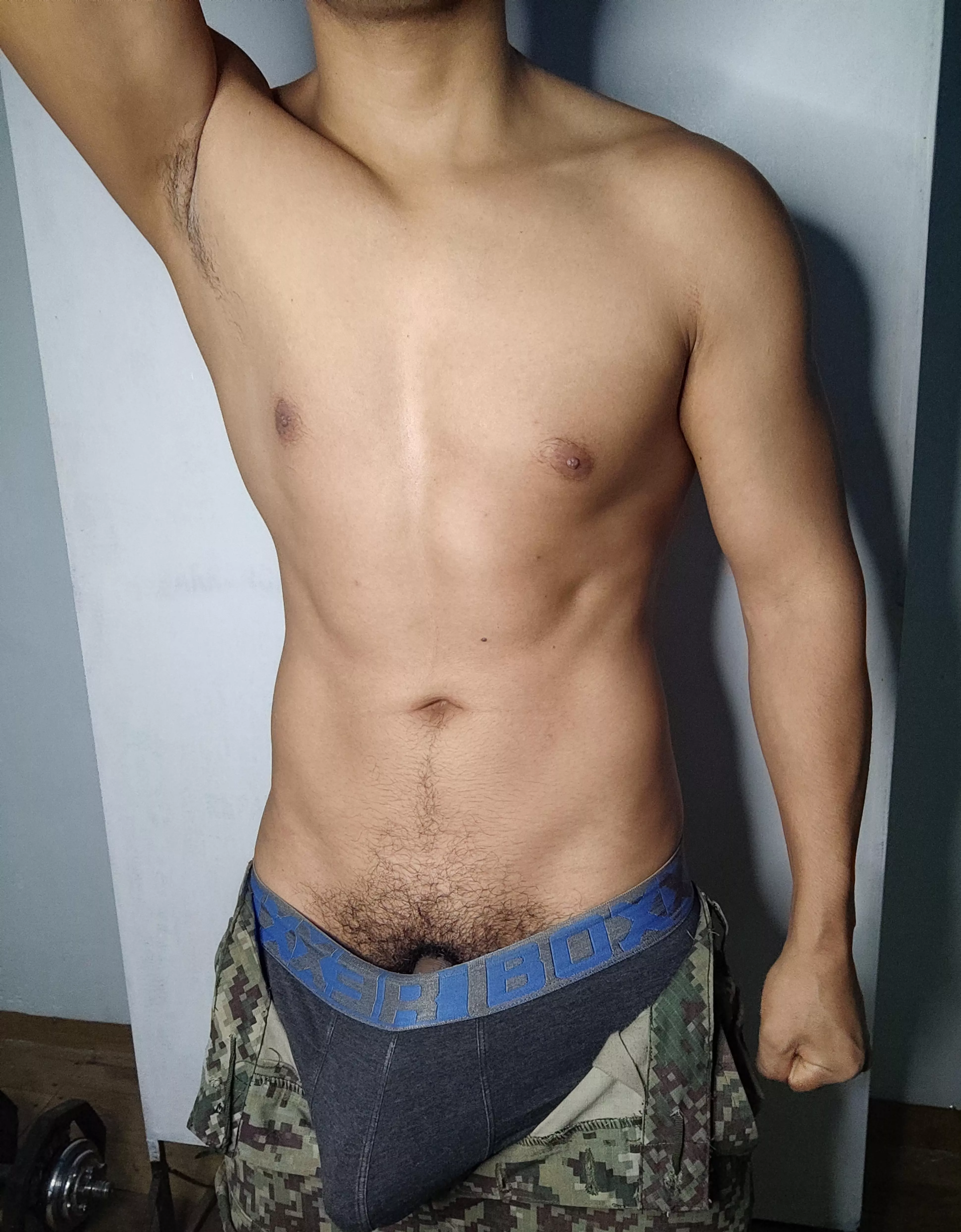 Do you like the armpits of a soldier who ran the entire field?