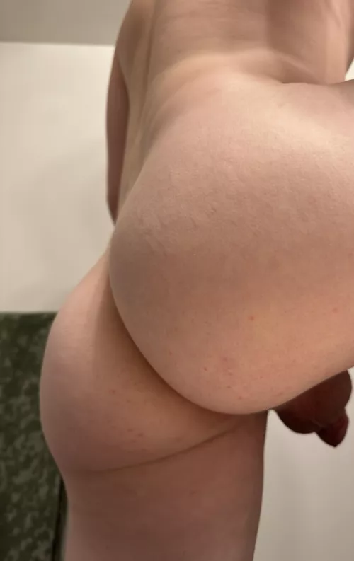 My wife loves my butt… is she right?