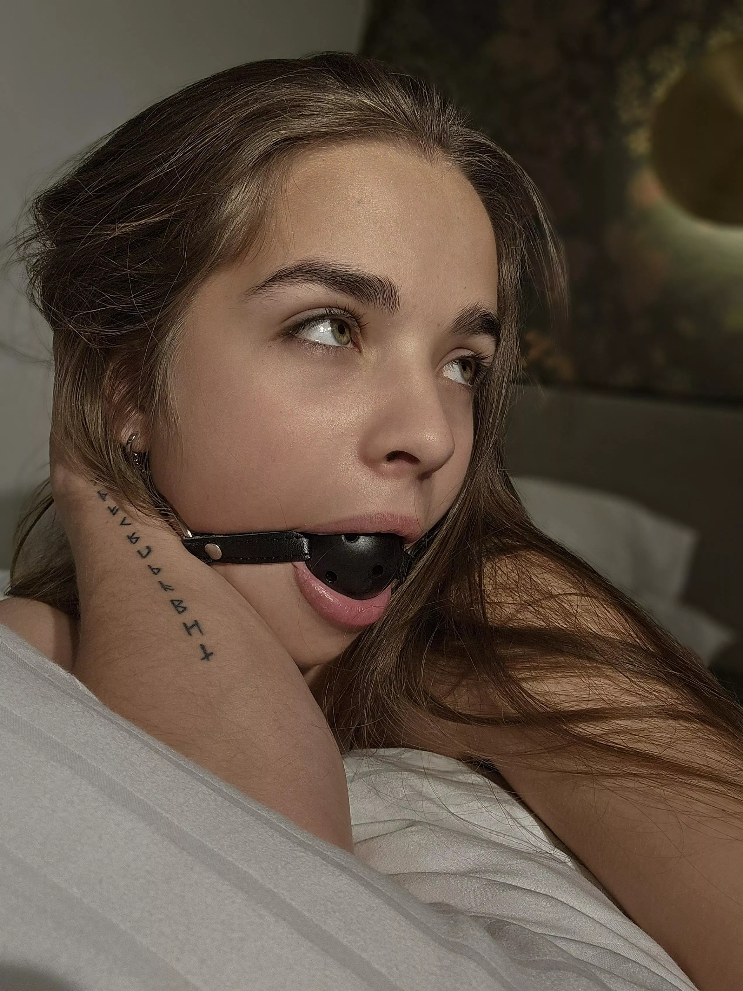 There are two ways to gag a girl, the one I have now and the other way I don't know [F]