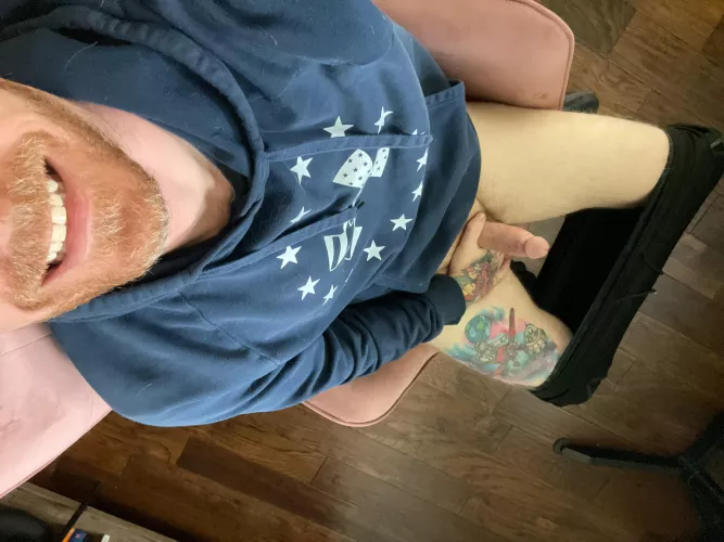 Who’s sliding under daddy’s desk? (36)