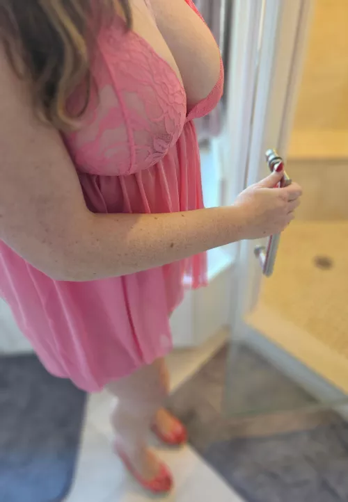 Anyone want to join me for a hot shower? 