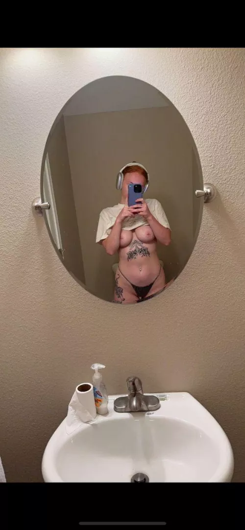 Give me a strawberry creampie?