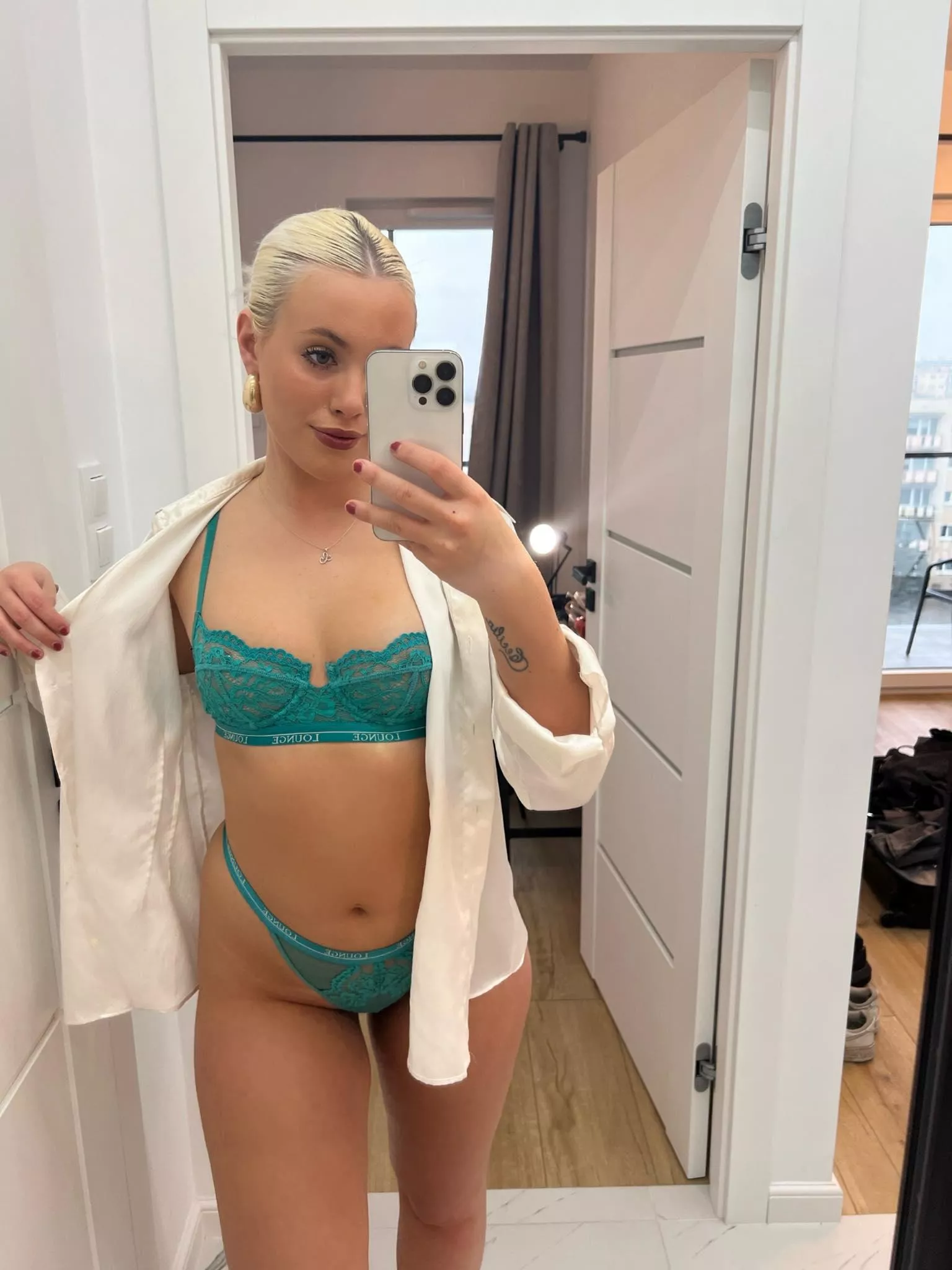 I tried working more on my body...do you like it?