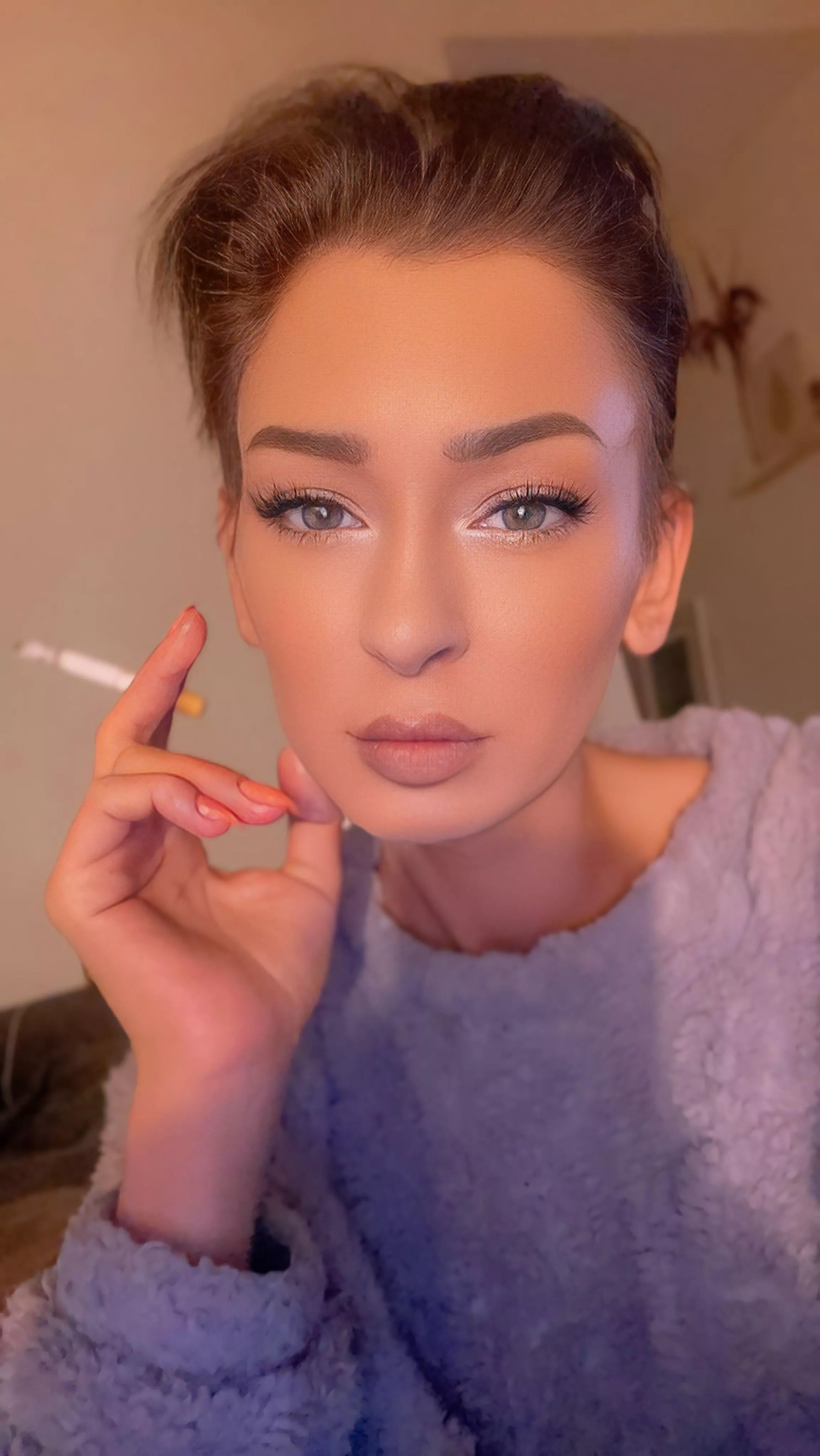 It’s my birthday month 🥳 .. Say congrats like a good boy - bow at my Throne and say woof 🥰