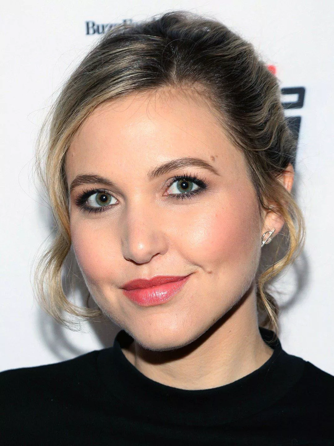 Taylor Tomlinson (comedian)