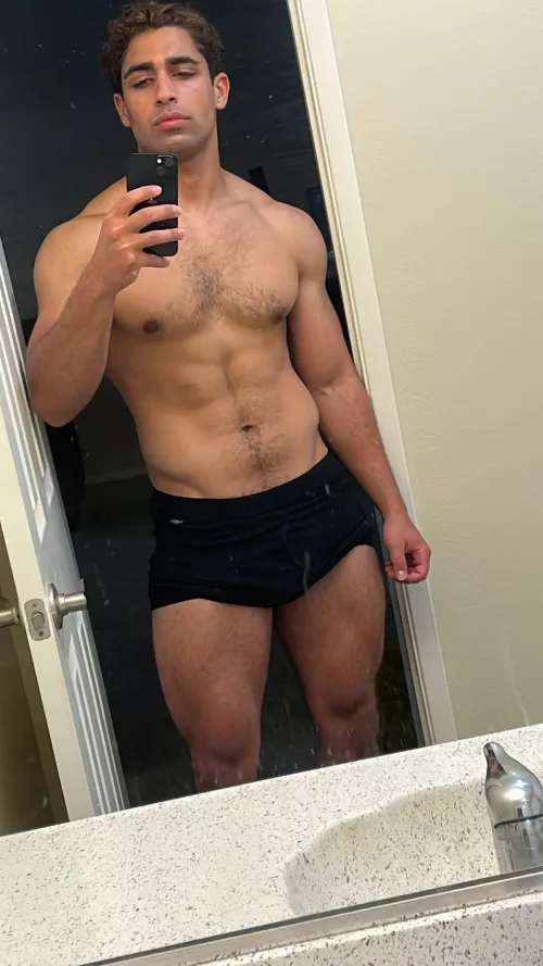 who wants a boyfriend