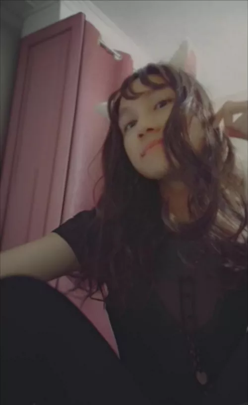 some people dislike brown hair