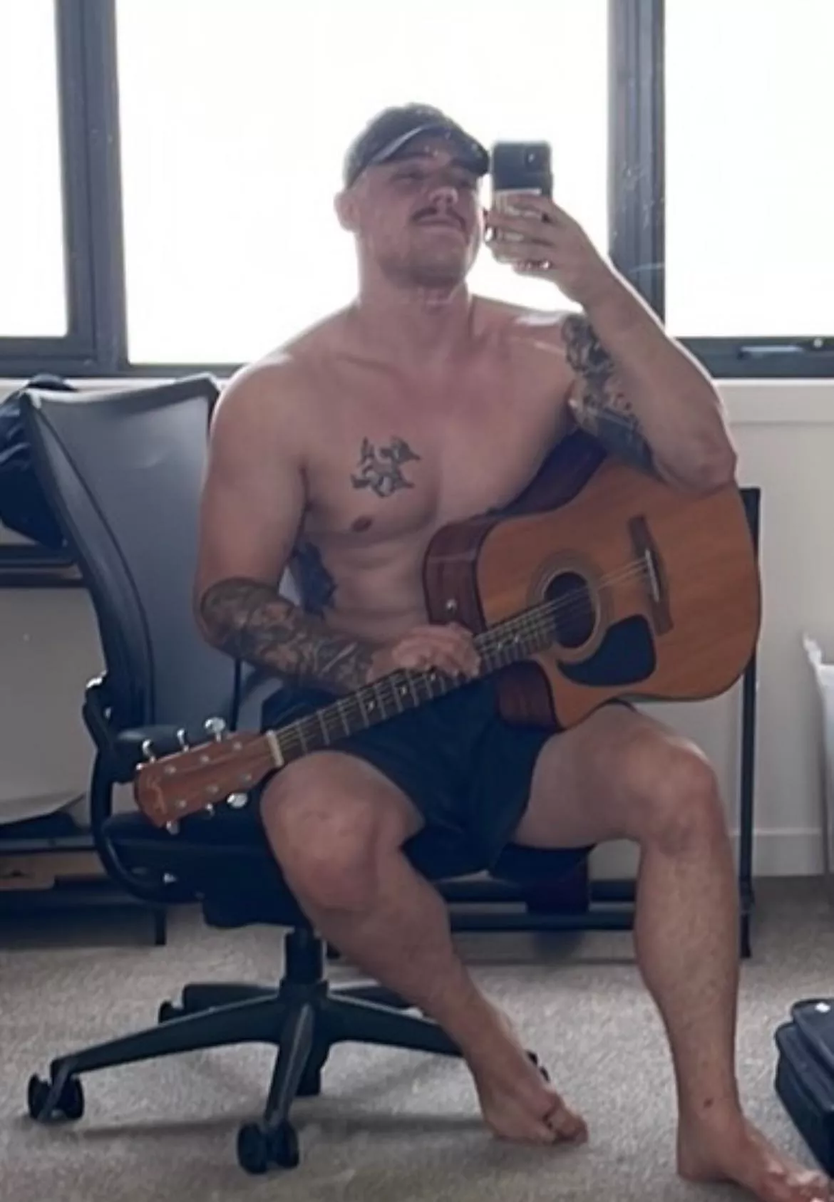 What song can I serenade you with? [M] [31]