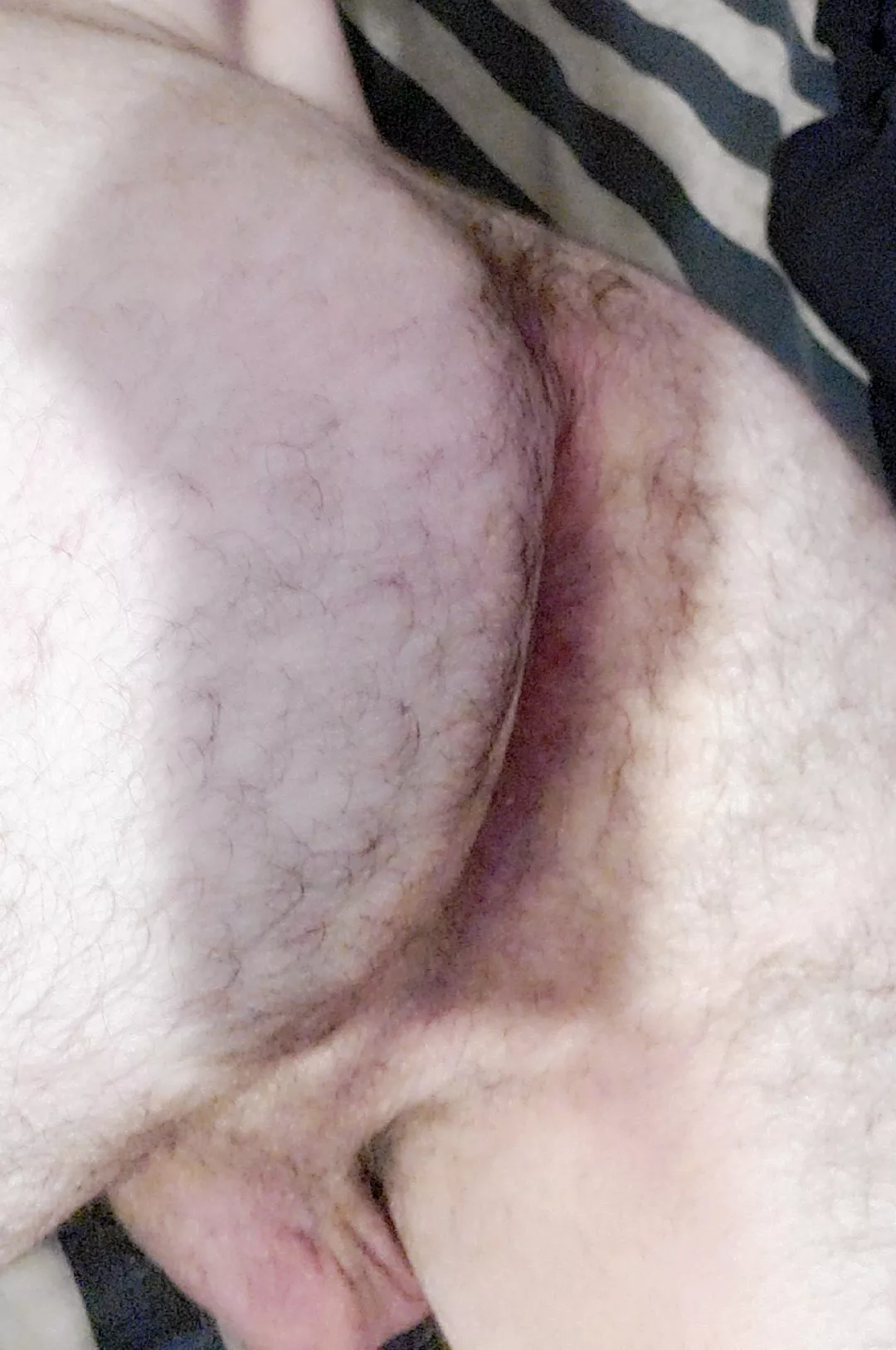 Wish someone would fill up this ass. 