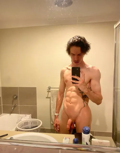 21, online. X @jescnsfw