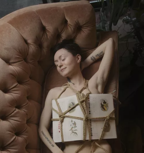 all tied up with a good book 📖 ♥️ 