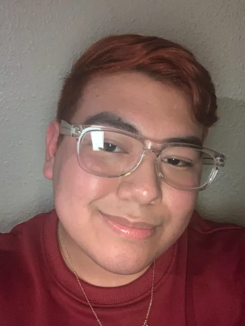 any gamers who play baldurs gate, fortnite, dead by daylight, or overwatch?