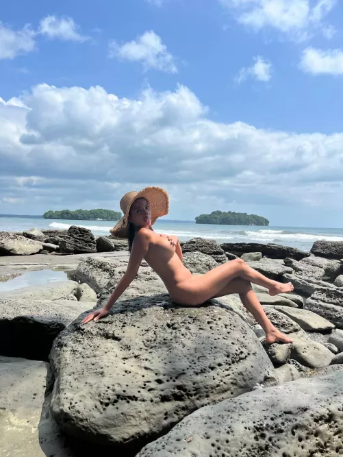 Artemisa (@artemisaxcuz) [onlyfans]