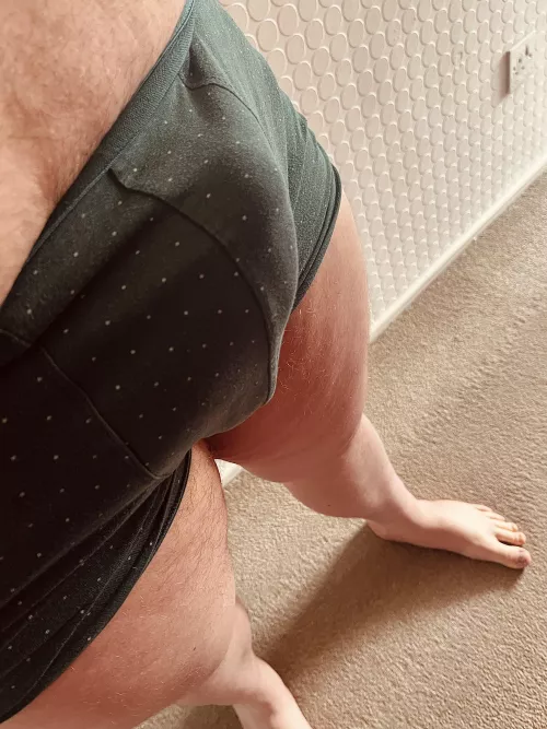 Can anyone tell me if this is too small for me to wear around? Also not sure if green works on me ;)