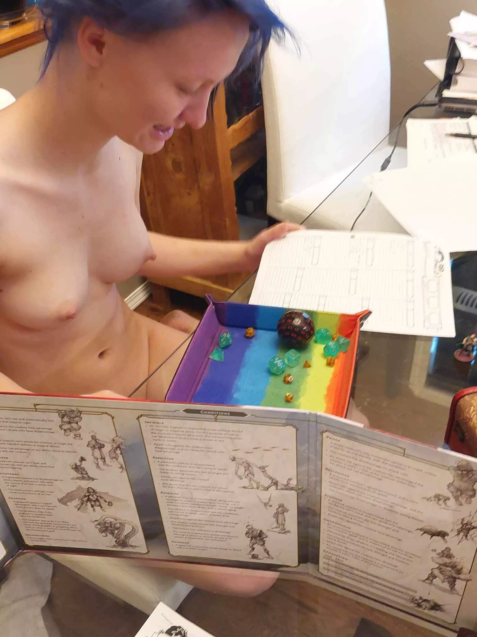 Cold snowy day = Naked DnD