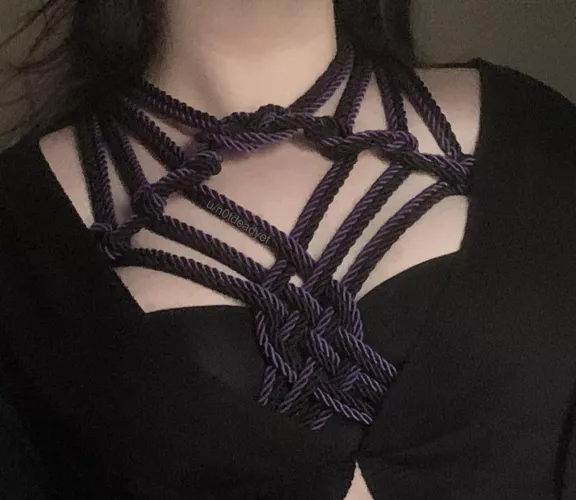 Dark siren version of the seashell harness!