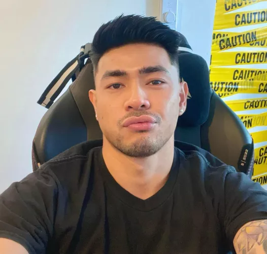 Hey, wanna chill at my place?