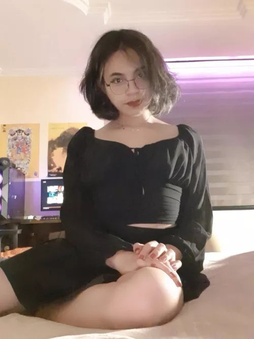 i look like a lady and I love it 💅