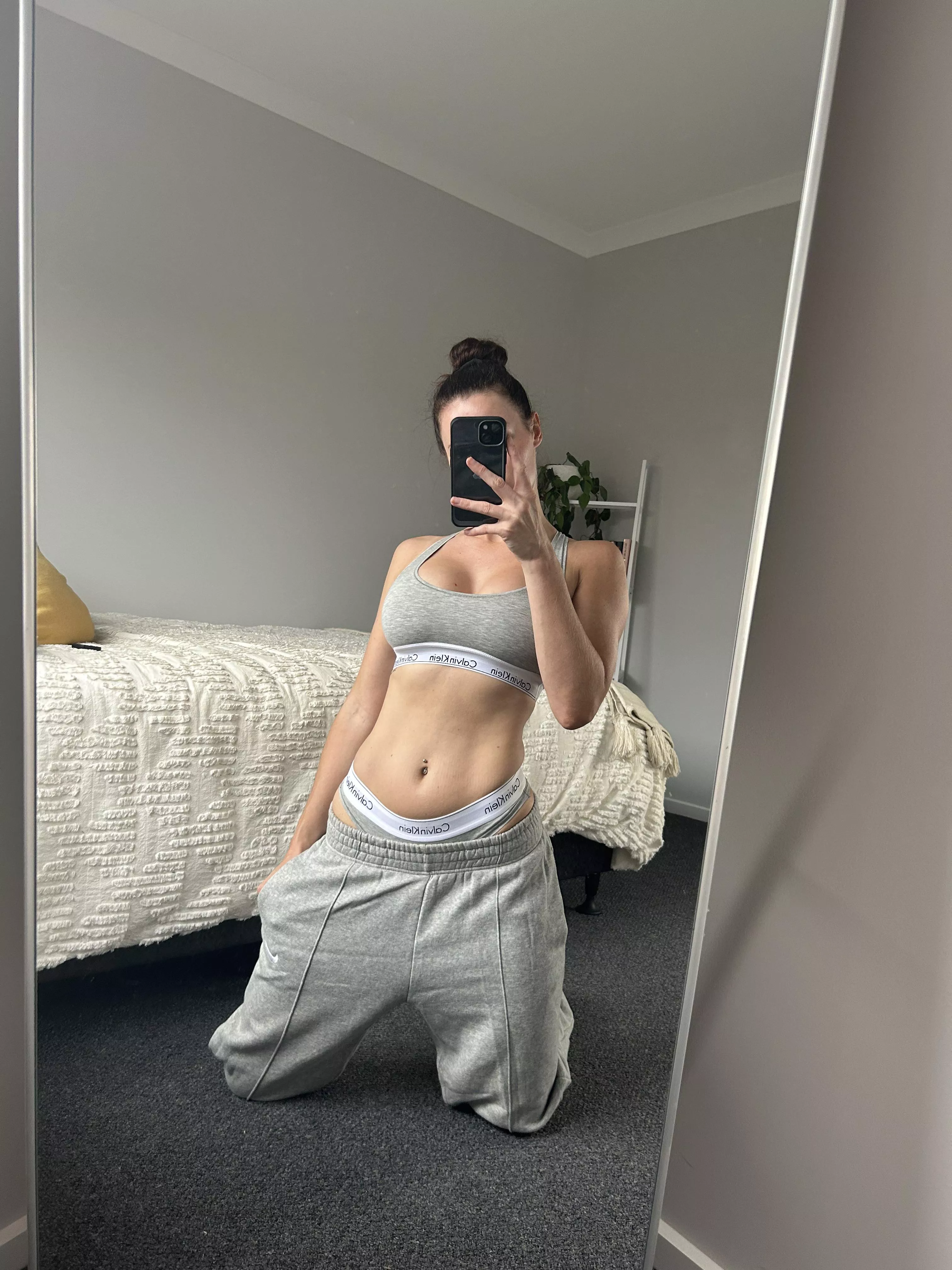 Netflix and chill with me baby @annaannas_91