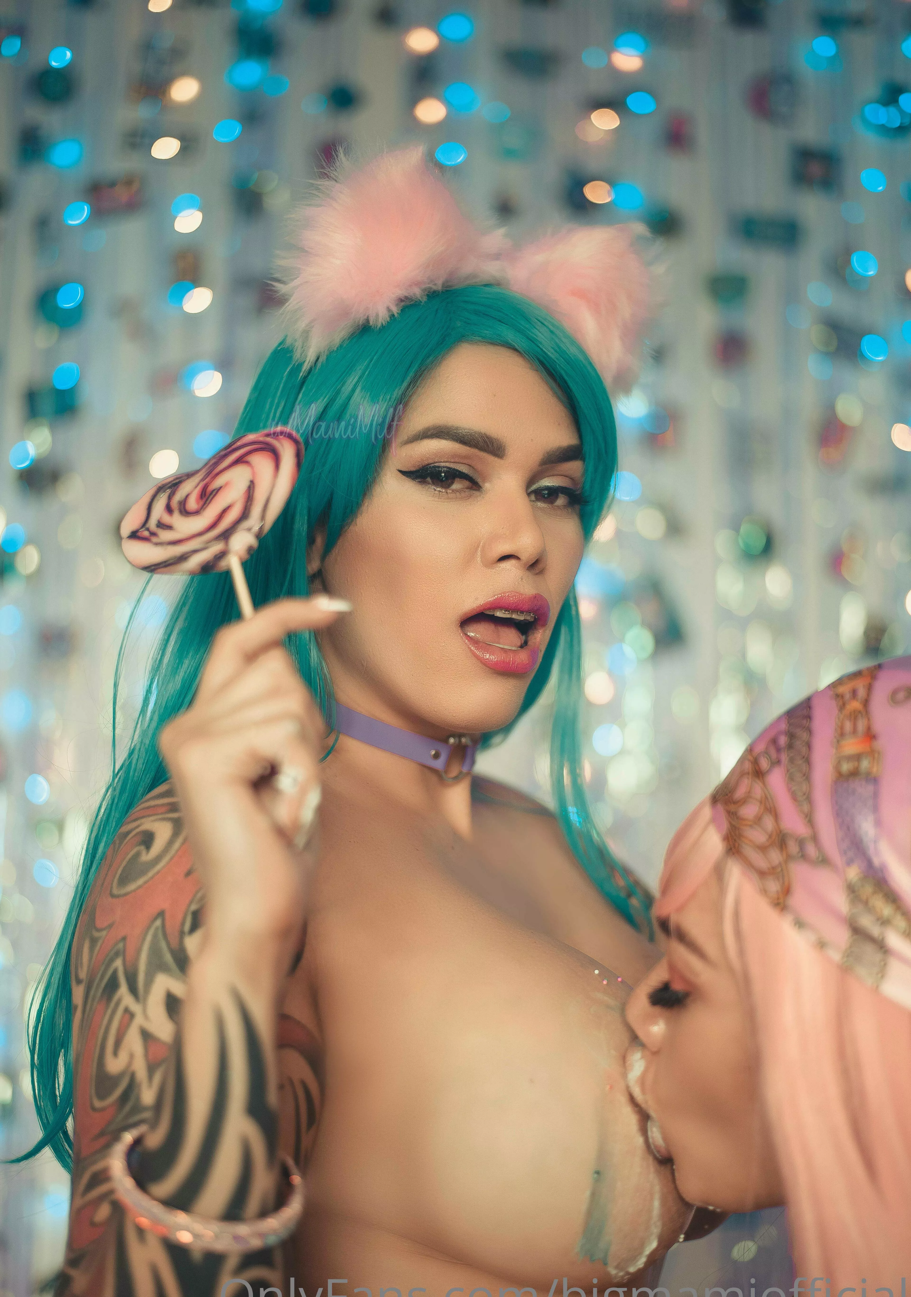 @themilfshowx your fav latina milf