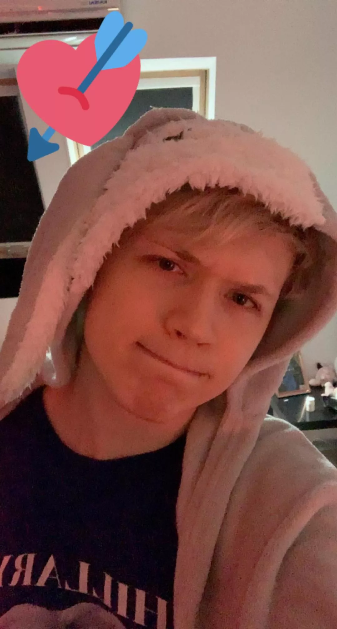 Why is it so hard to find a boyfriend to play DBD with 